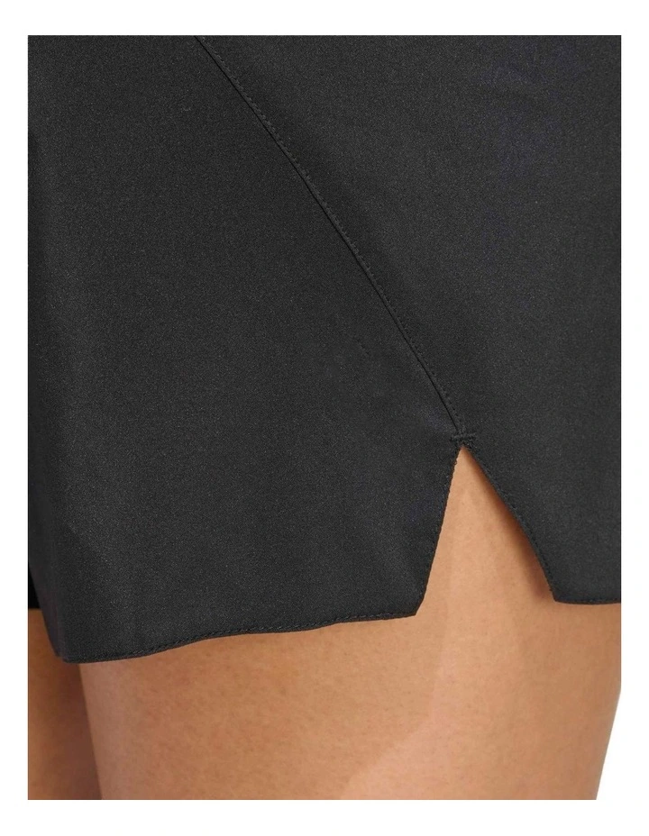Running Essentials Shorts Adi365 in Black image 5