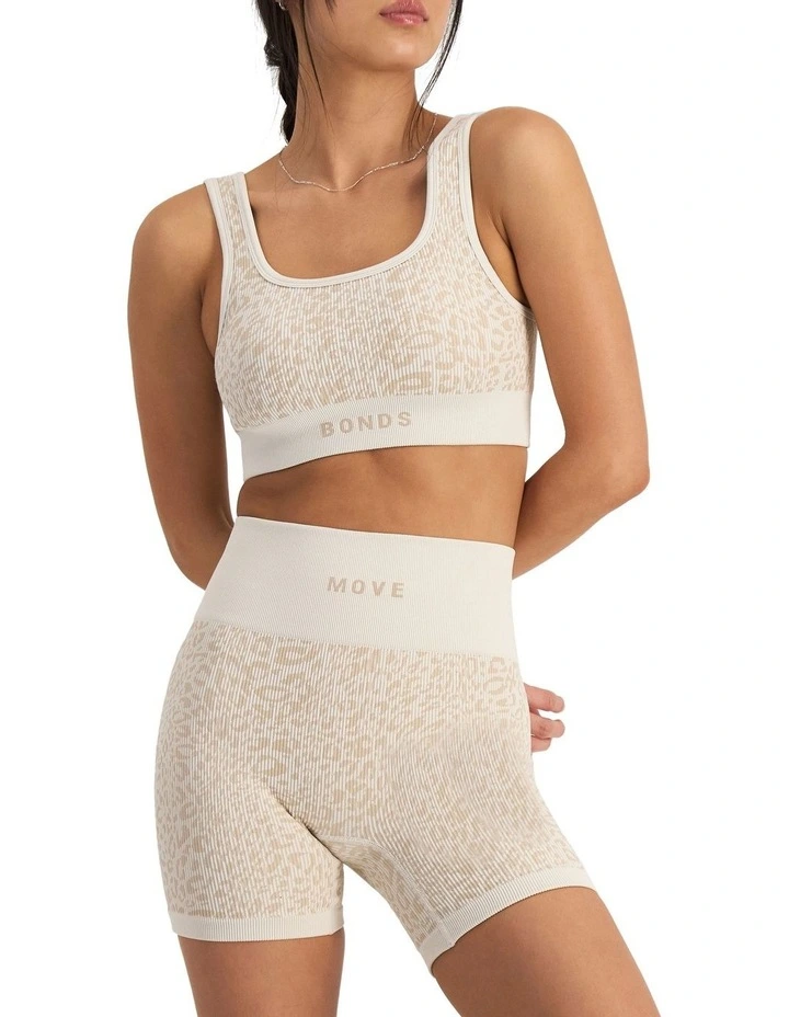 Move Rib Seamless Crop Bra in Cat Nap image 6