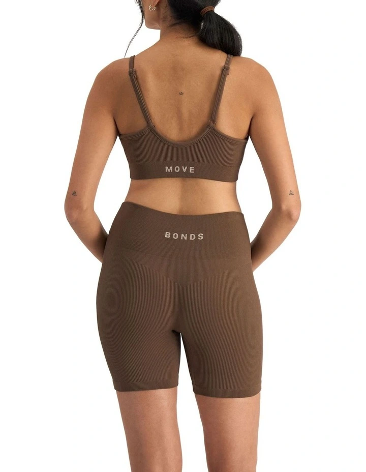 Move Rib Seamless Crop Bra in Espresso Martini image 2
