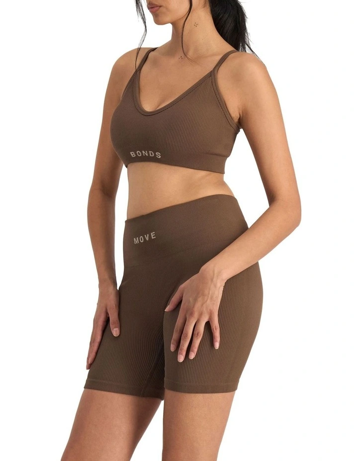 Move Rib Seamless Crop Bra in Espresso Martini image 3