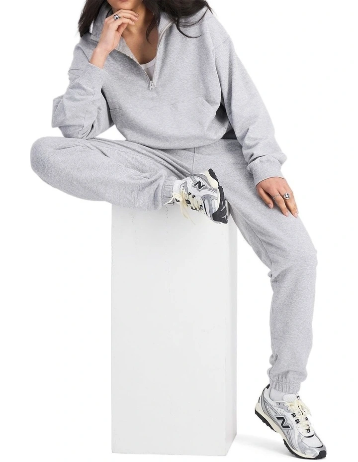 Move Half Zip Pullover in New Grey Marle image 4