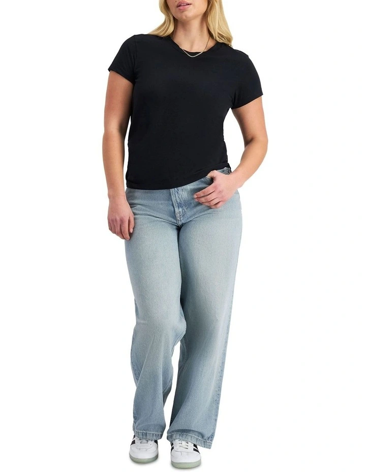 Midweight Crew Tee in Black image 4