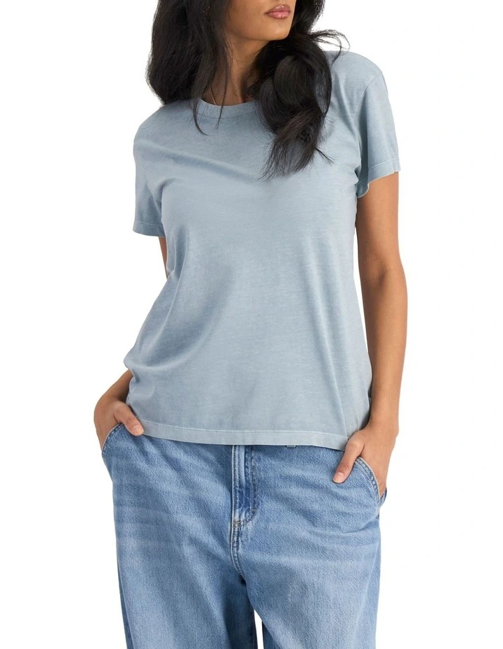 Midweight Crew Tee in Blue Jeans image 4