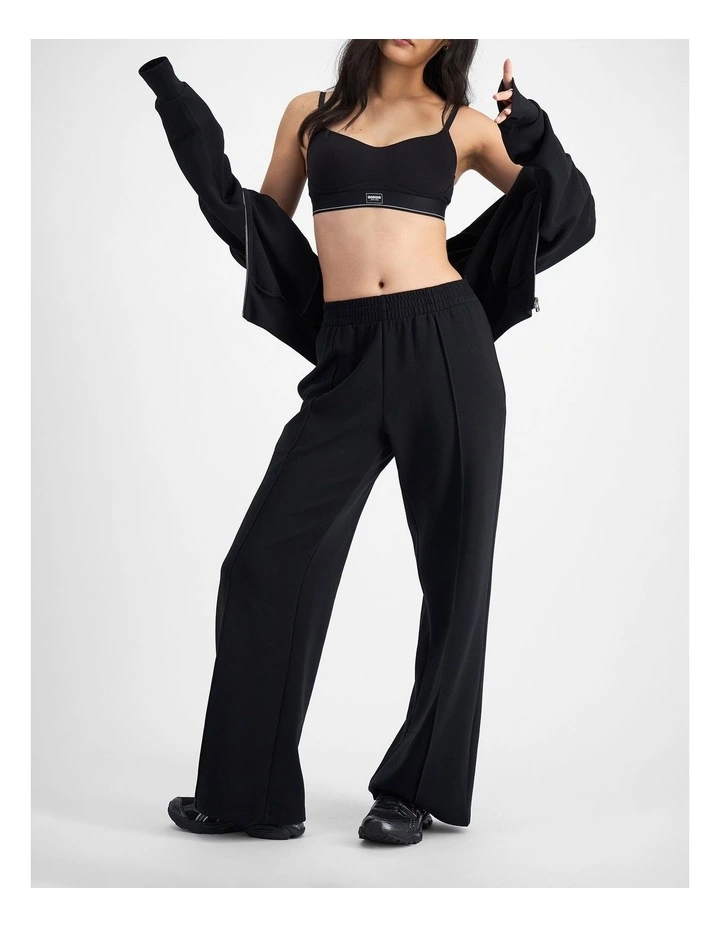 Tech Stretch Wide Leg Pant in Nu Black image 3
