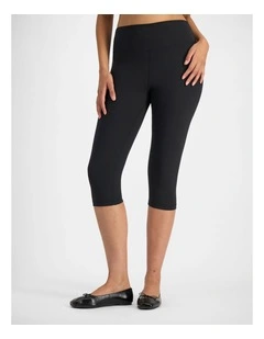 Move Capri Legging in Nu Black