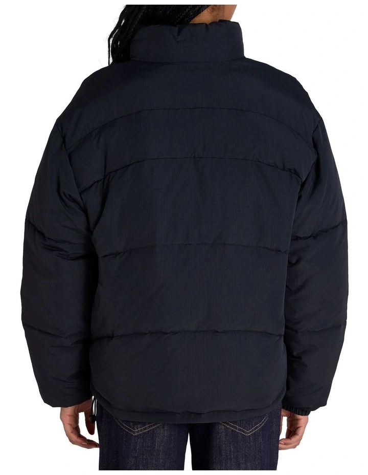 Oversized Puffer Jacket in Black image 2