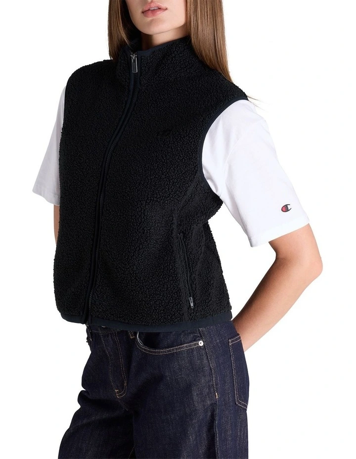 Sherpa Vest in Black image 3