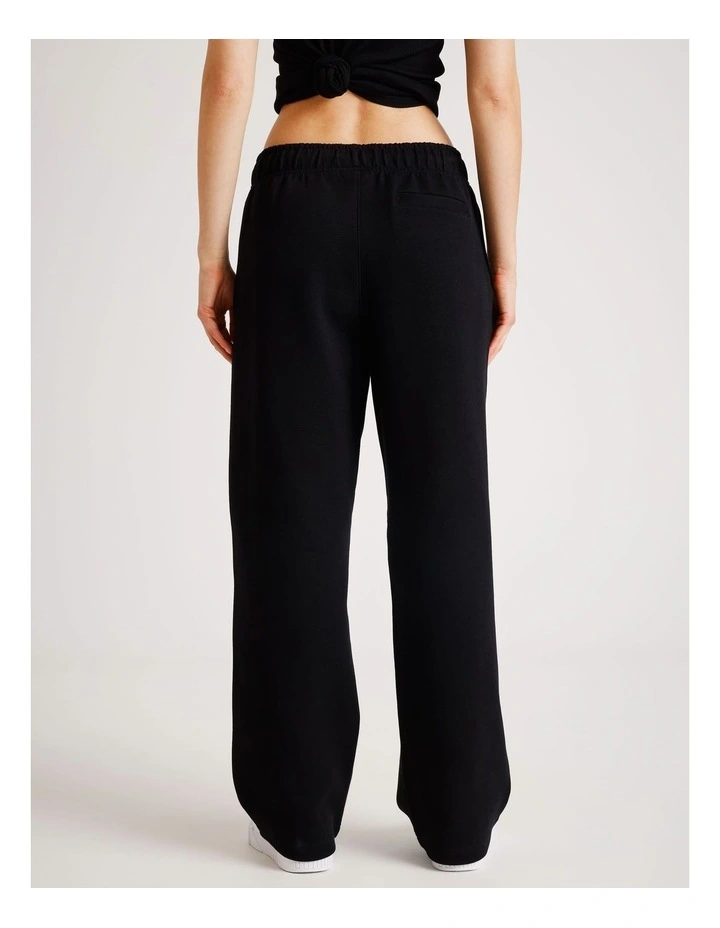 Rochester Base Straight leg Jogger in Black image 5