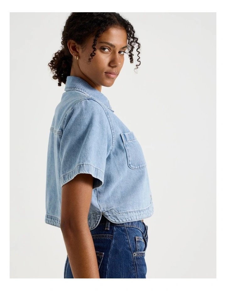 Short Sleeve Boxy Shirt in Light Indigo image 4