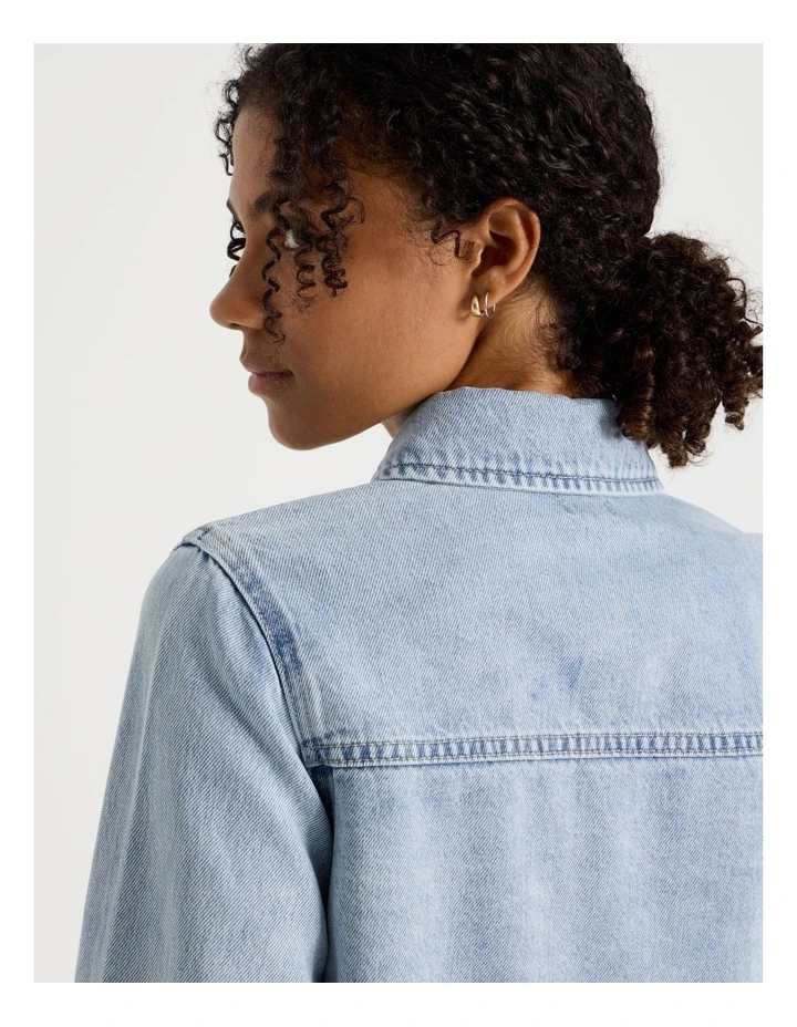 Cropped Boxy Shirt in Light Indigo image 5