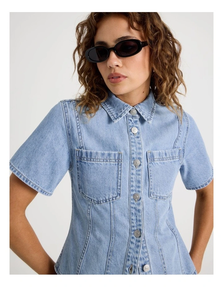 Shaped Short Sleeve Denim Shirt in Blue image 3