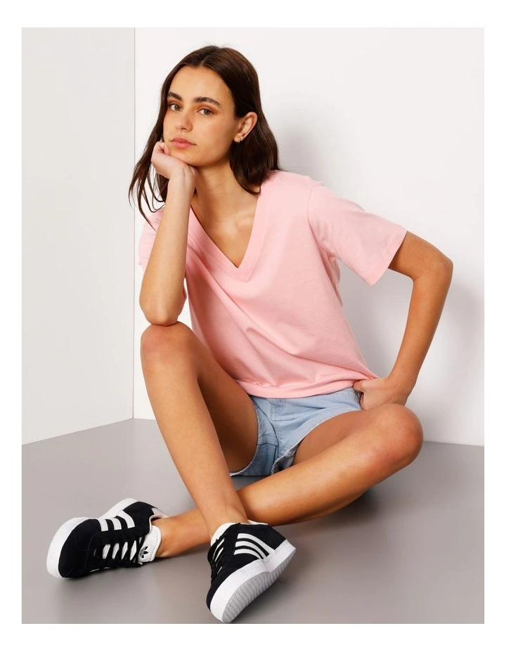 Relaxed V-Neck Tee in Blush image 1