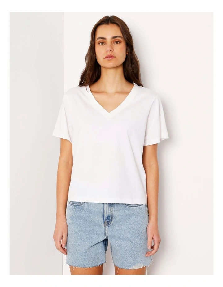 Relaxed V-Neck Tee in White image 4