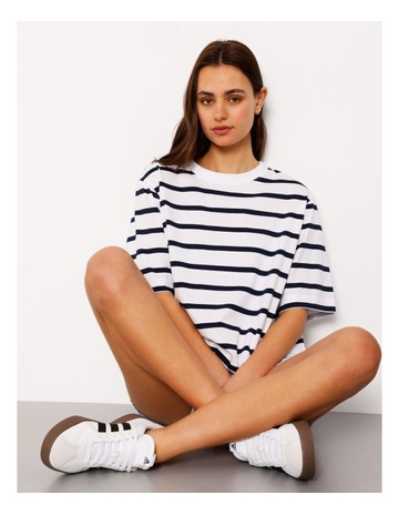 Navy colour
