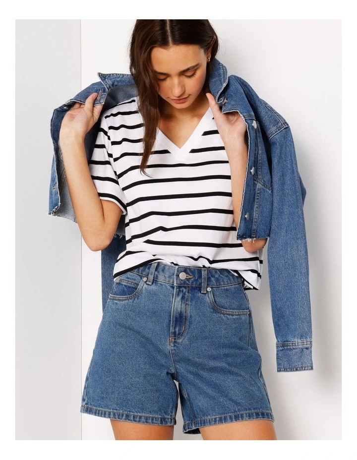 Relaxed V-Neck Tee in Black/White Stripe image 7