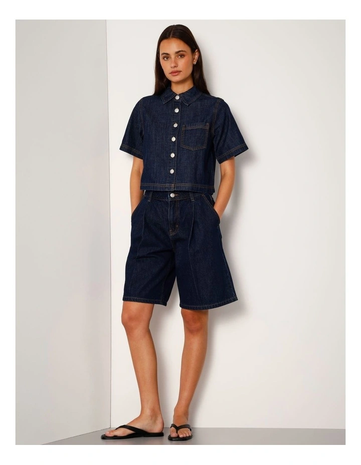 Short Sleeve Boxy Lightweight Denim Shirt In Indigo image 2