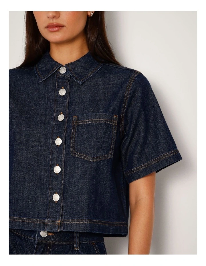 Short Sleeve Boxy Lightweight Denim Shirt In Indigo image 4