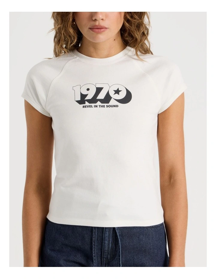 Graphic Raglan Tee in White image 7