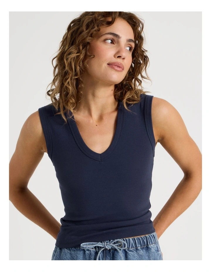 V Neck Rib Tank in Navy image 7