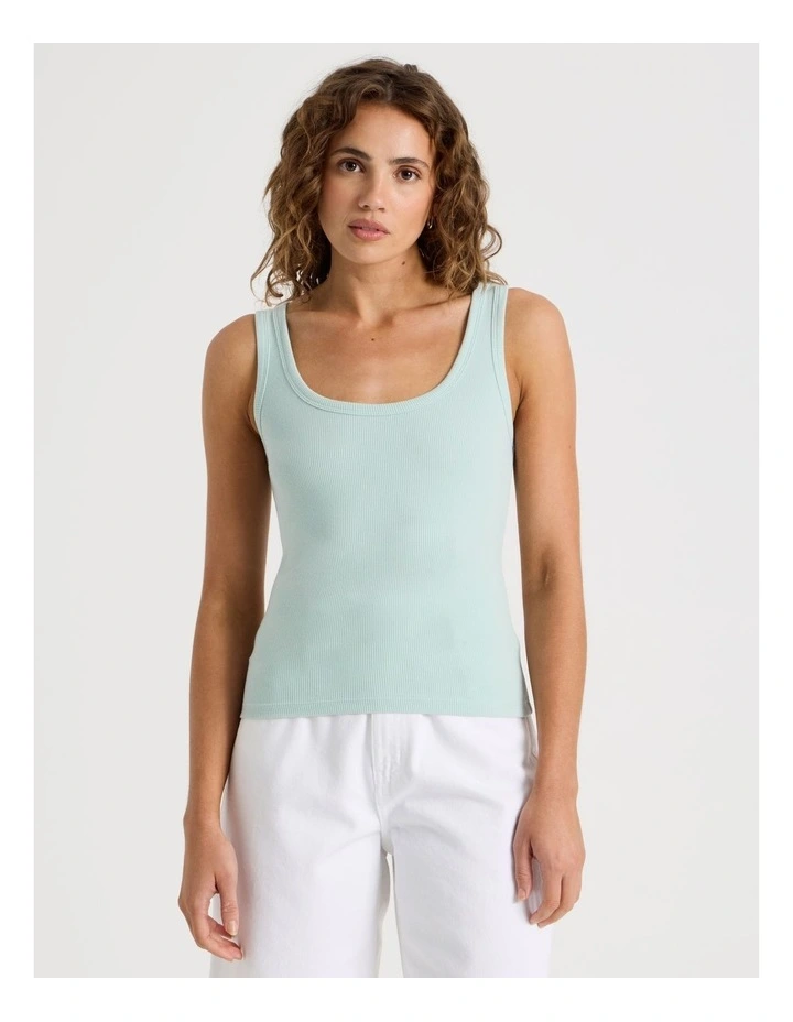 Slim Fit Scoop Neck Tank in Green image 6