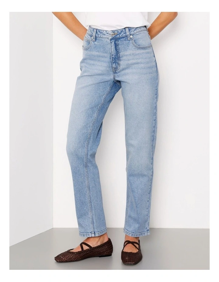 Organic Cotton Blend Straight Jean in Surf Blue image 3