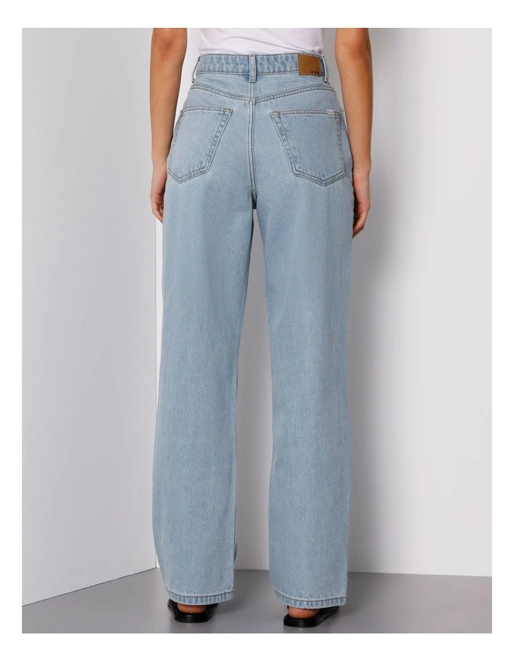 Vintage High Rise Straight Jeans in Breeze Blue image 4