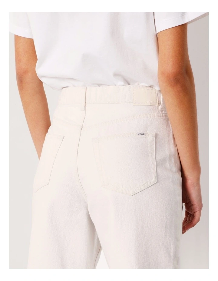 Organic Cotton Blend Barrel Leg Jean in Ecru image 6