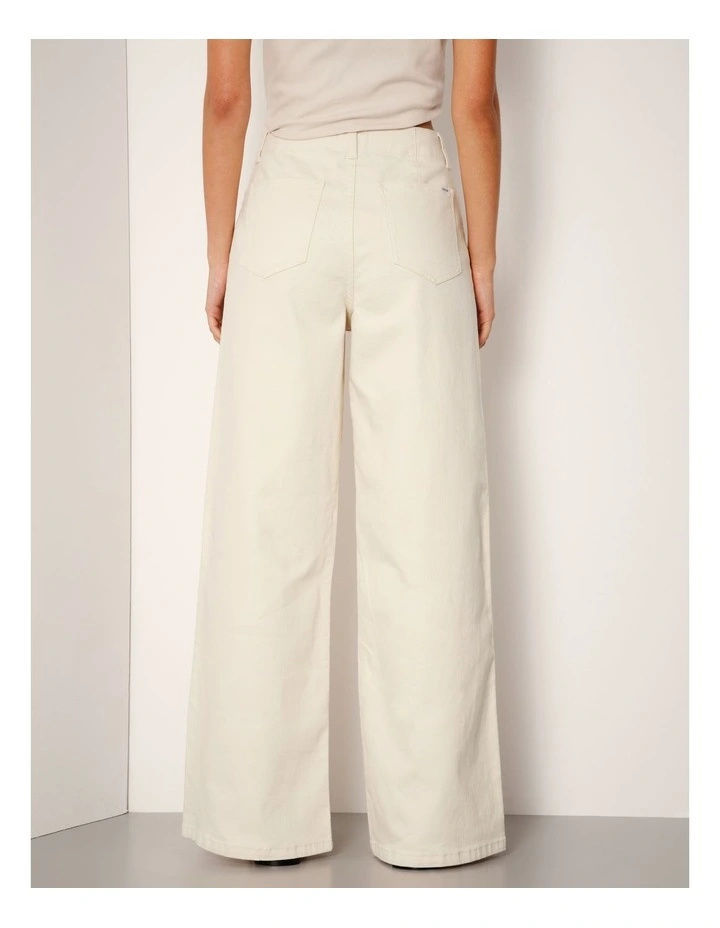 Soft Elastic Waist Jean In Natural image 4