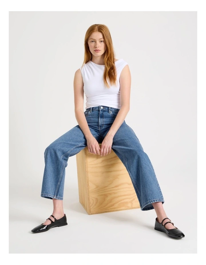 Vintage Straight High Rise Jean In Mid Wash image 4