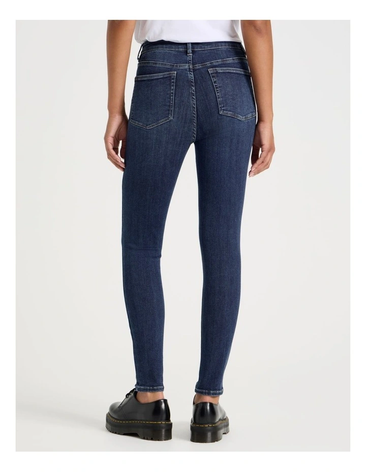 Skinny Shape In Jean In Dark Indigo image 4