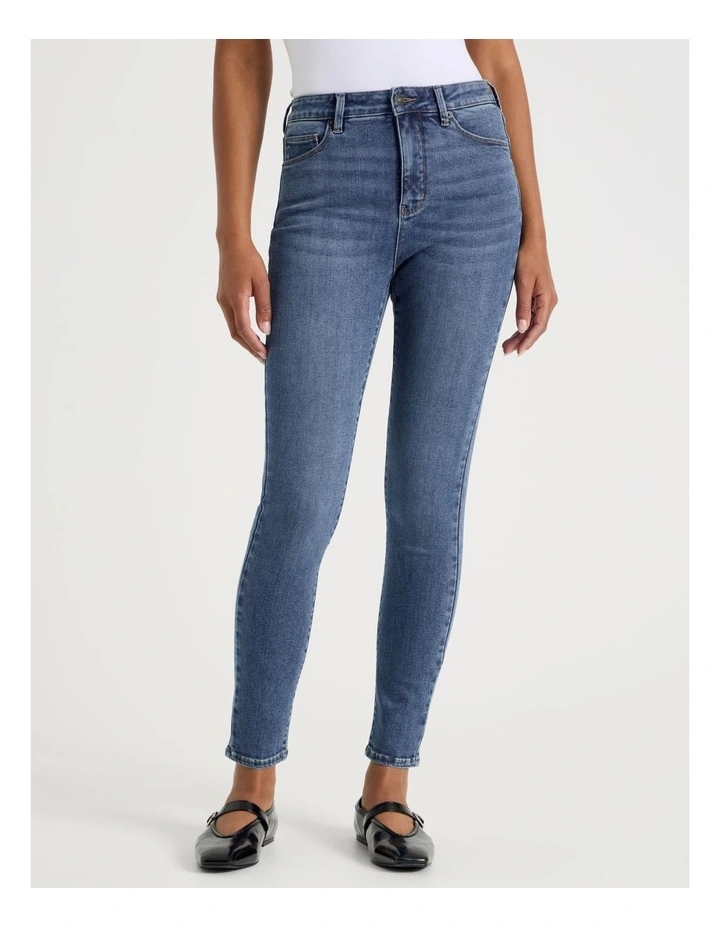 Skinny Shape In Jean In Medium Indigo image 2