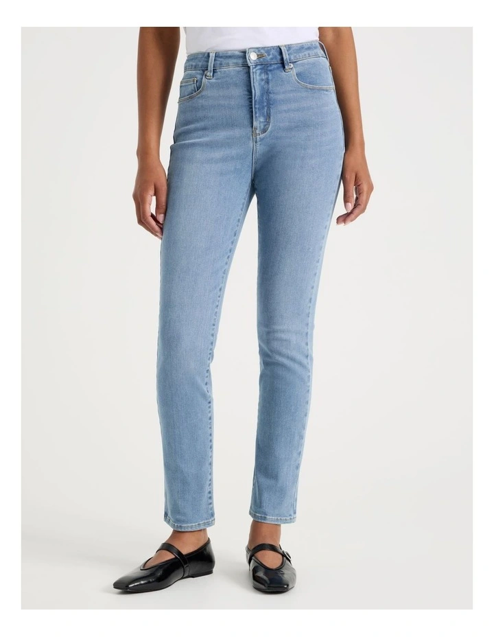 Slim Shape In High Rise Jean In Light Indigo image 2