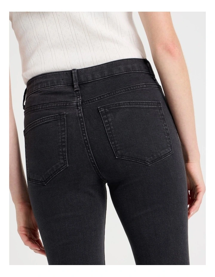 Skinny Mid Rise Jean with Short Inseam in Black image 6