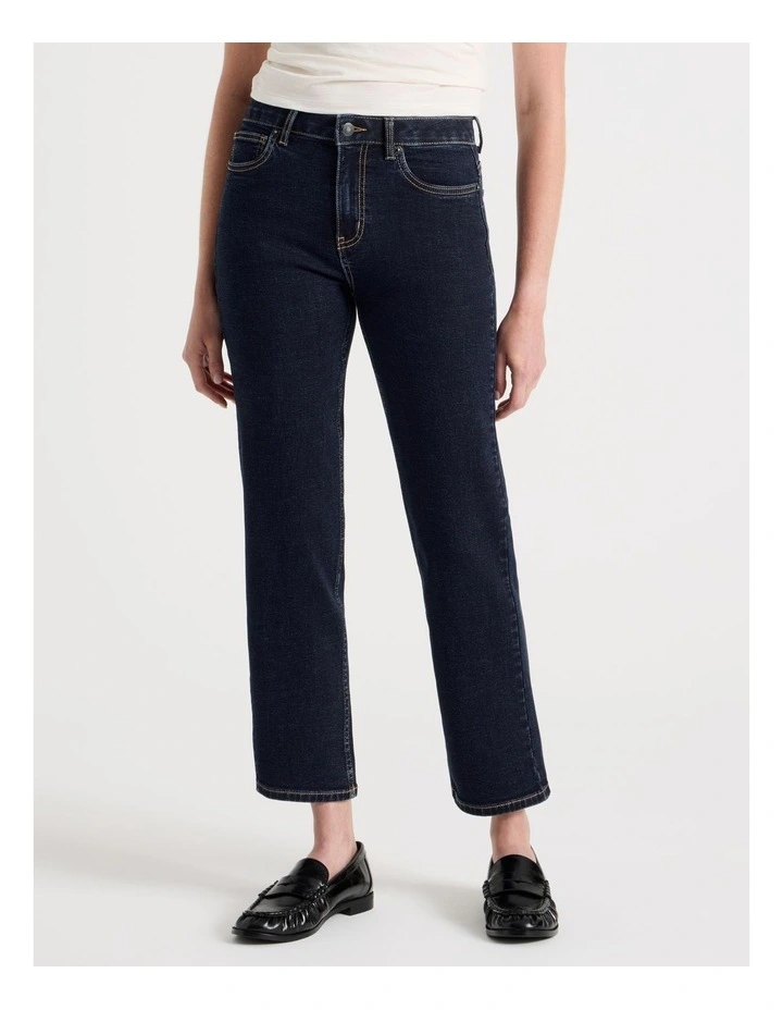 Cropped Straight Mid Rise Jean in Rinse image 2