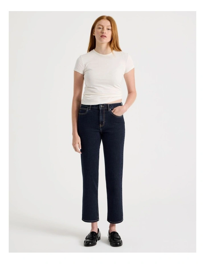 Cropped Straight Mid Rise Jean in Rinse image 7