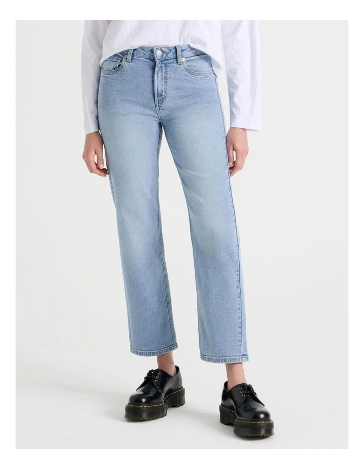 Cropped Straight Mid Rise Jean in Light Indigo image 2