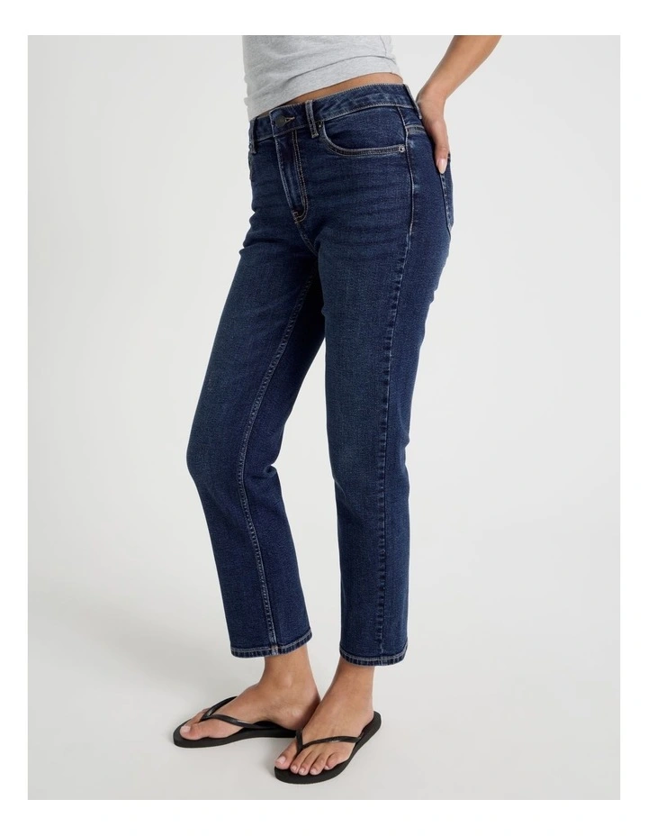 Cropped Straight Mid Rise Jeans in Dark Indigo image 5