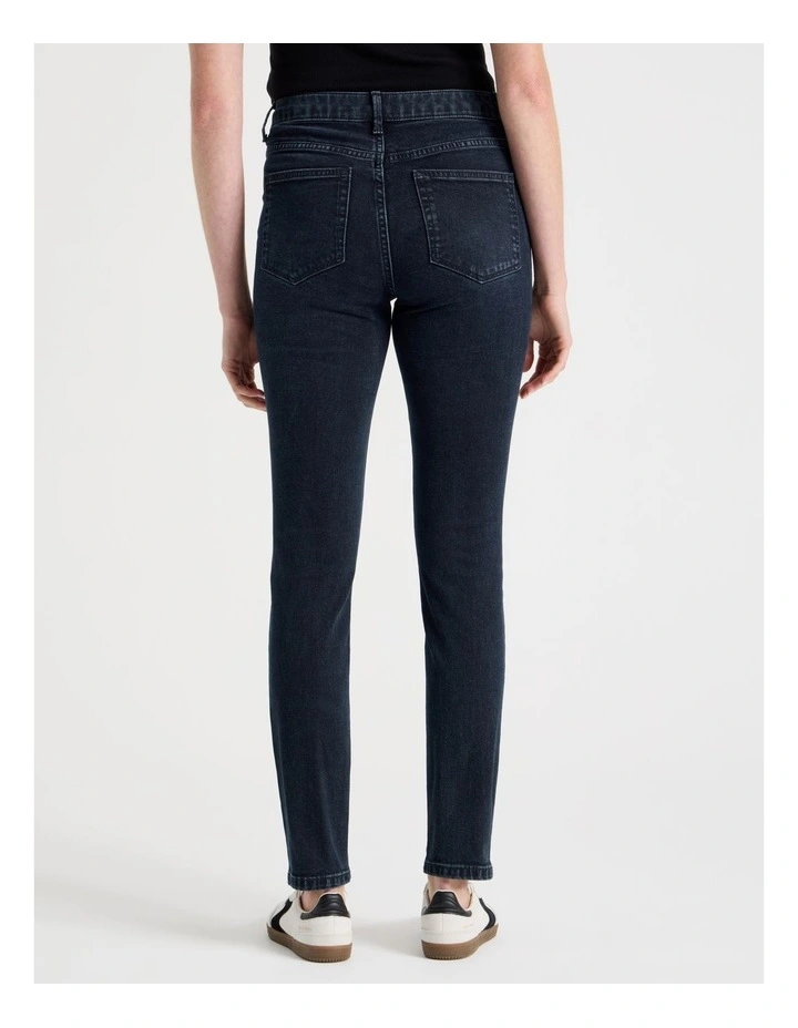 Skinny Mid Rise Jean in Blue Black image 6