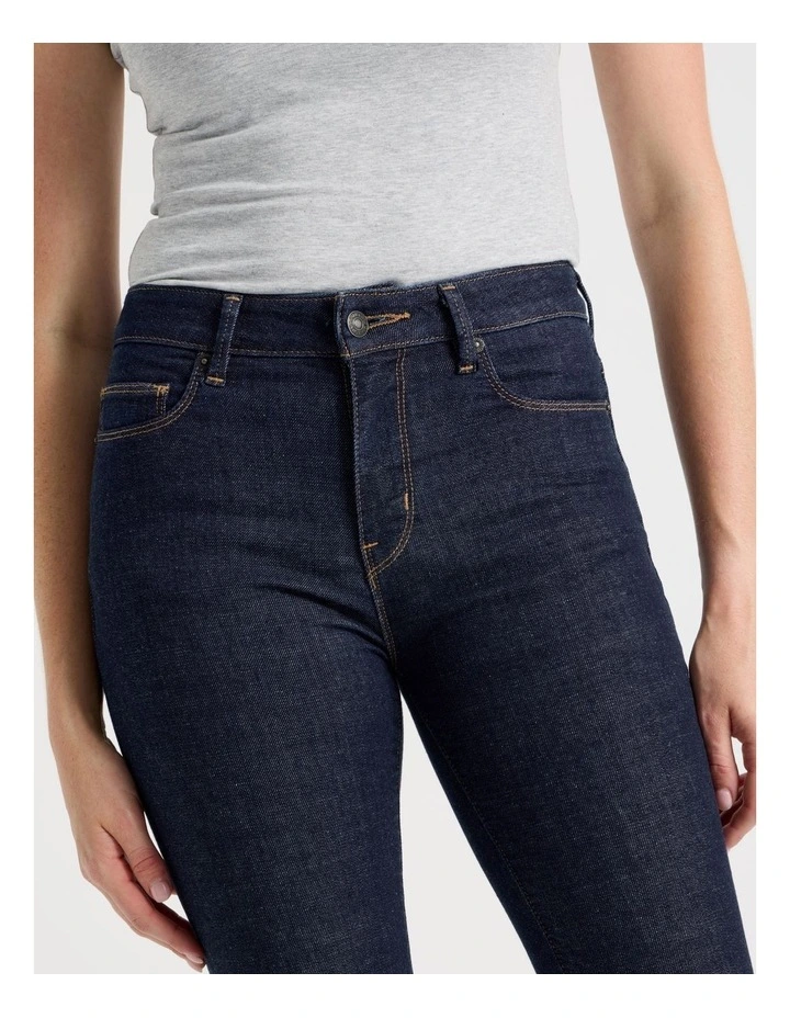 Slim Mid Rise Jean in Rinse image 4