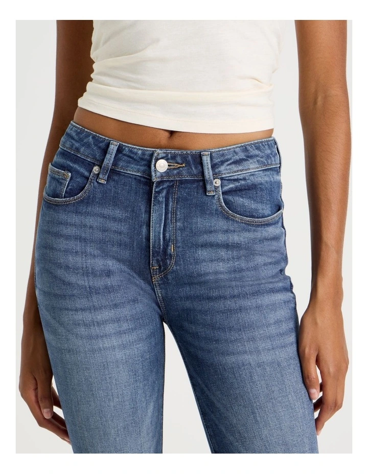 Slim Mid Rise Jean in Medium Wash image 3