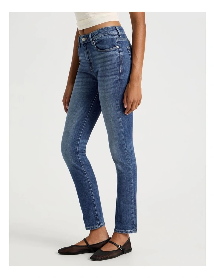Slim Mid Rise Jean in Medium Wash image 4
