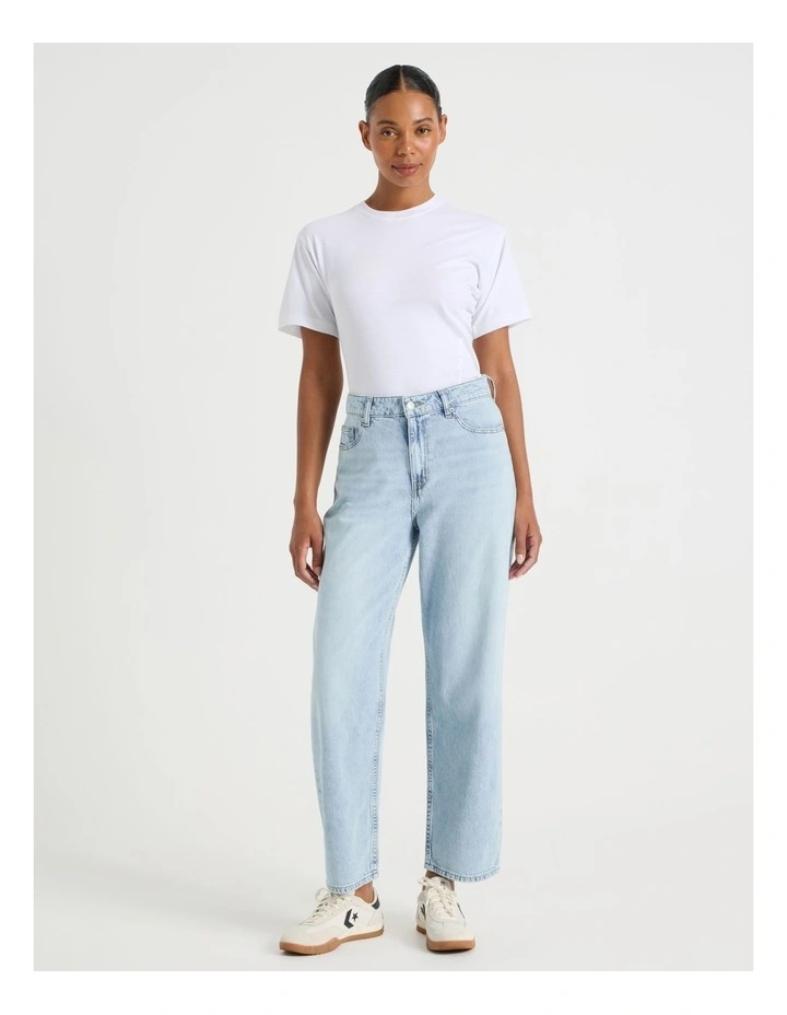 Barrel Mid Rise Jean in Light Wash image 1