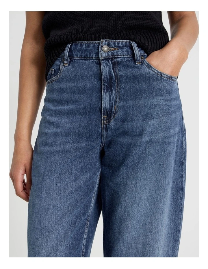 Barrel Mid Rise Jean In Dark Indigo image 3