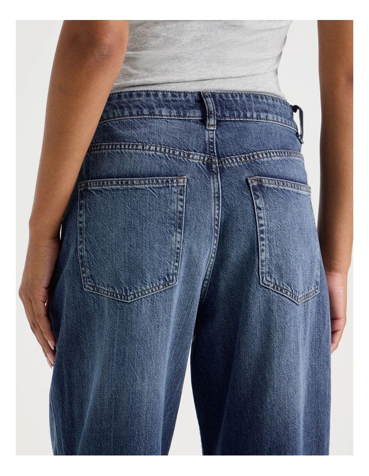Barrel Mid Rise Jean In Dark Indigo image 5