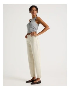 Barrel Mid Rise Jean in Ecru