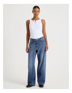 Relaxed Low Rise Jean In Medium Wash