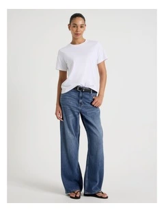 Relaxed Low Rise Jean In Medium Wash