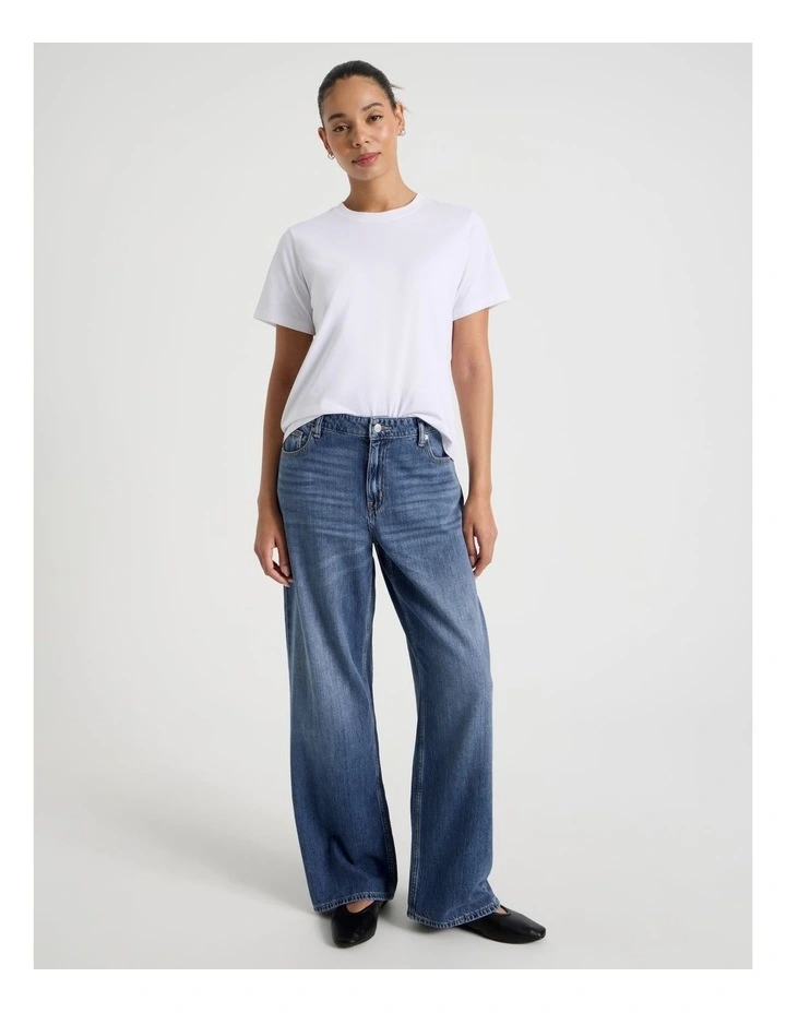 Relaxed Low Rise Jean In Medium Wash image 5