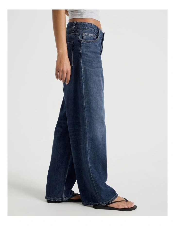 Relaxed Low Rise Jean In Dark Indigo image 5