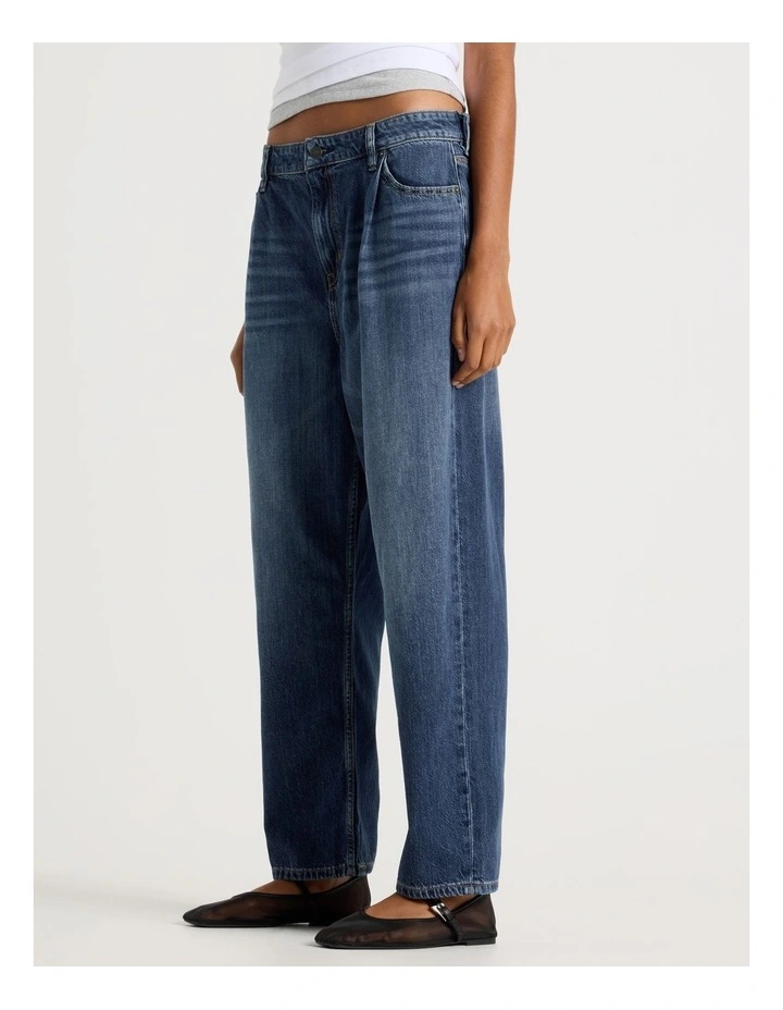 Pleated Loose Jean in Medium Indigo Vintage Wash image 4